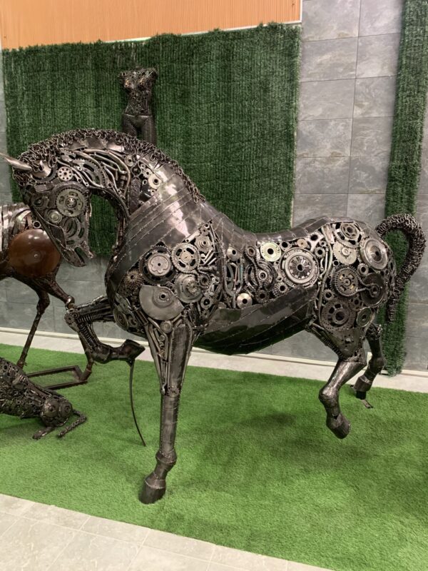 horse IV
