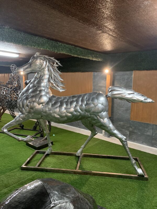 horse IX