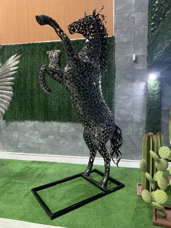 horse VI